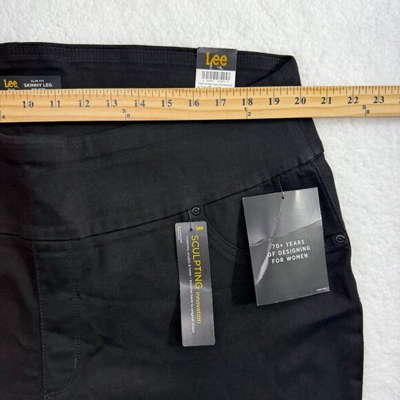 Lee Plus Pull On Jeans Skinny Leg Stretch Mid Rise Black Size 22W Petite NWT - Picture 7 of 11